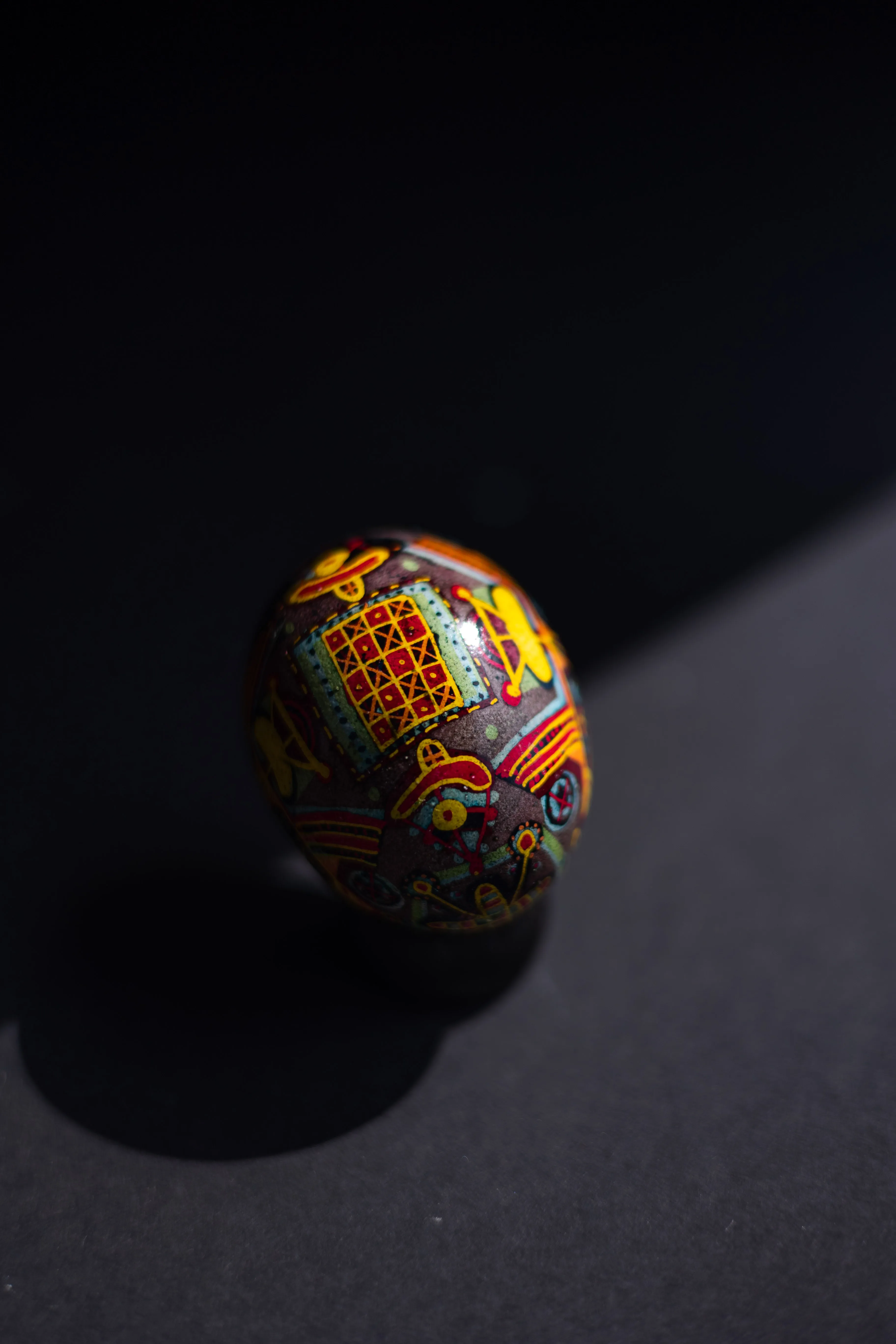 Image of Untitled by Dzvinka Zagayska, made of egg/wax/dye, Pysanky medium, from Lviv, part of the 2024 series